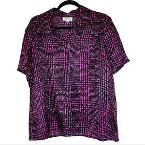 Tamotsu 100% silk fushia black button down short sleeve shirt. Size Large
